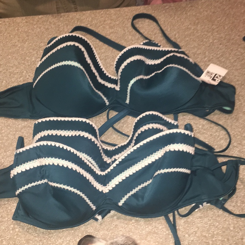 34-36C, 36DD - Picture 4 of 7